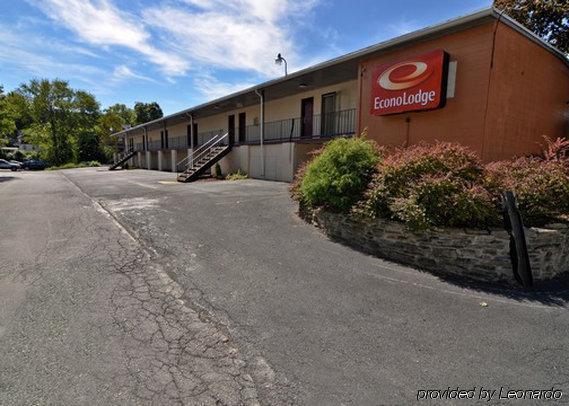 Red Roof Inn Stroudsburg Extérieur photo